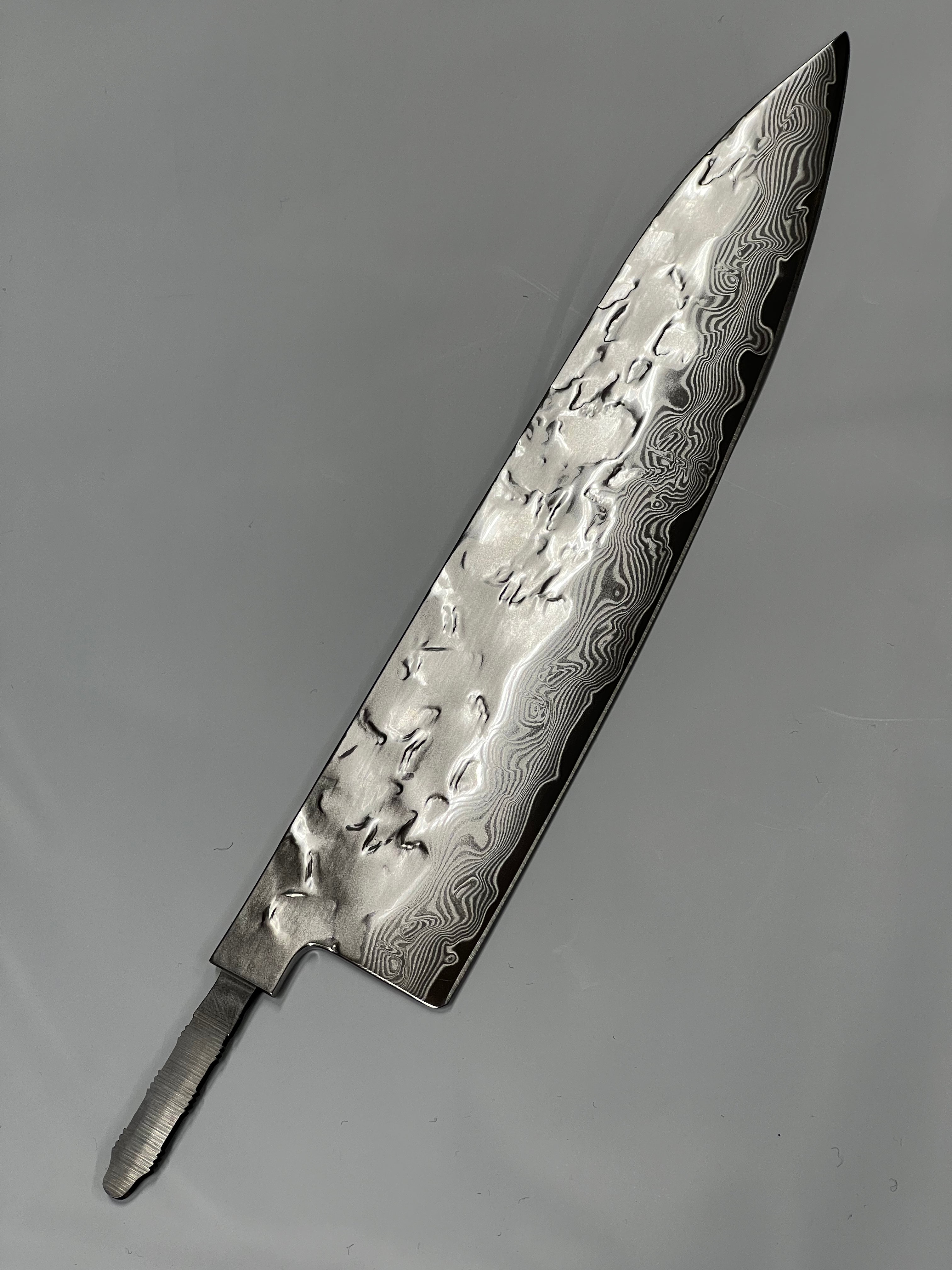 Chef's knife 200 mm VG-10 Polished Brute de forge Damascus