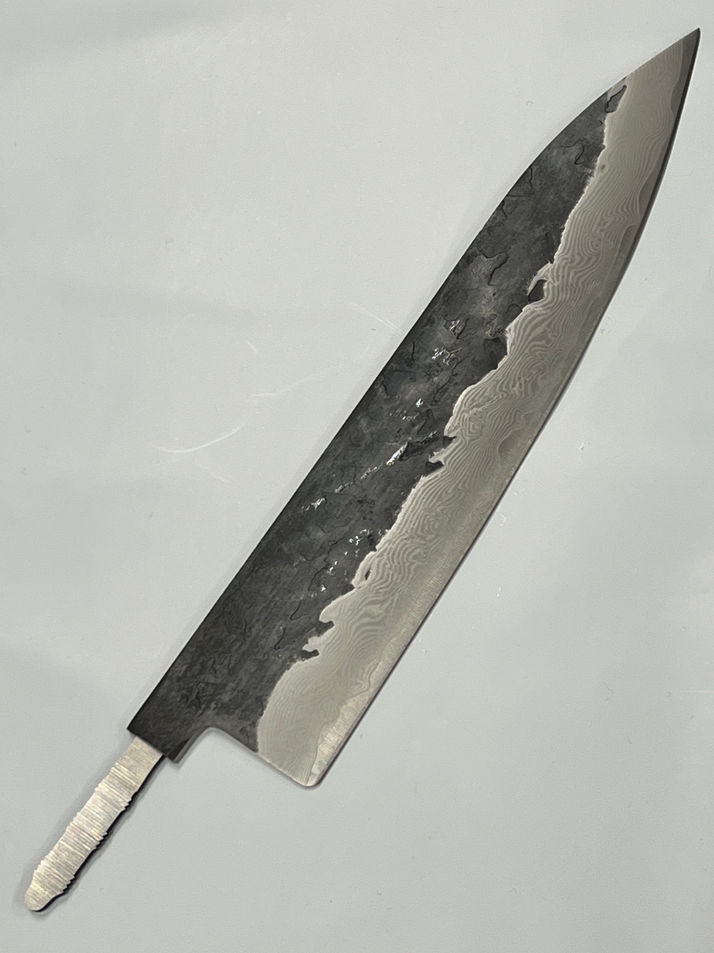 Chef's knife blade 200 mm, VG-10 black brute de forge Damascus