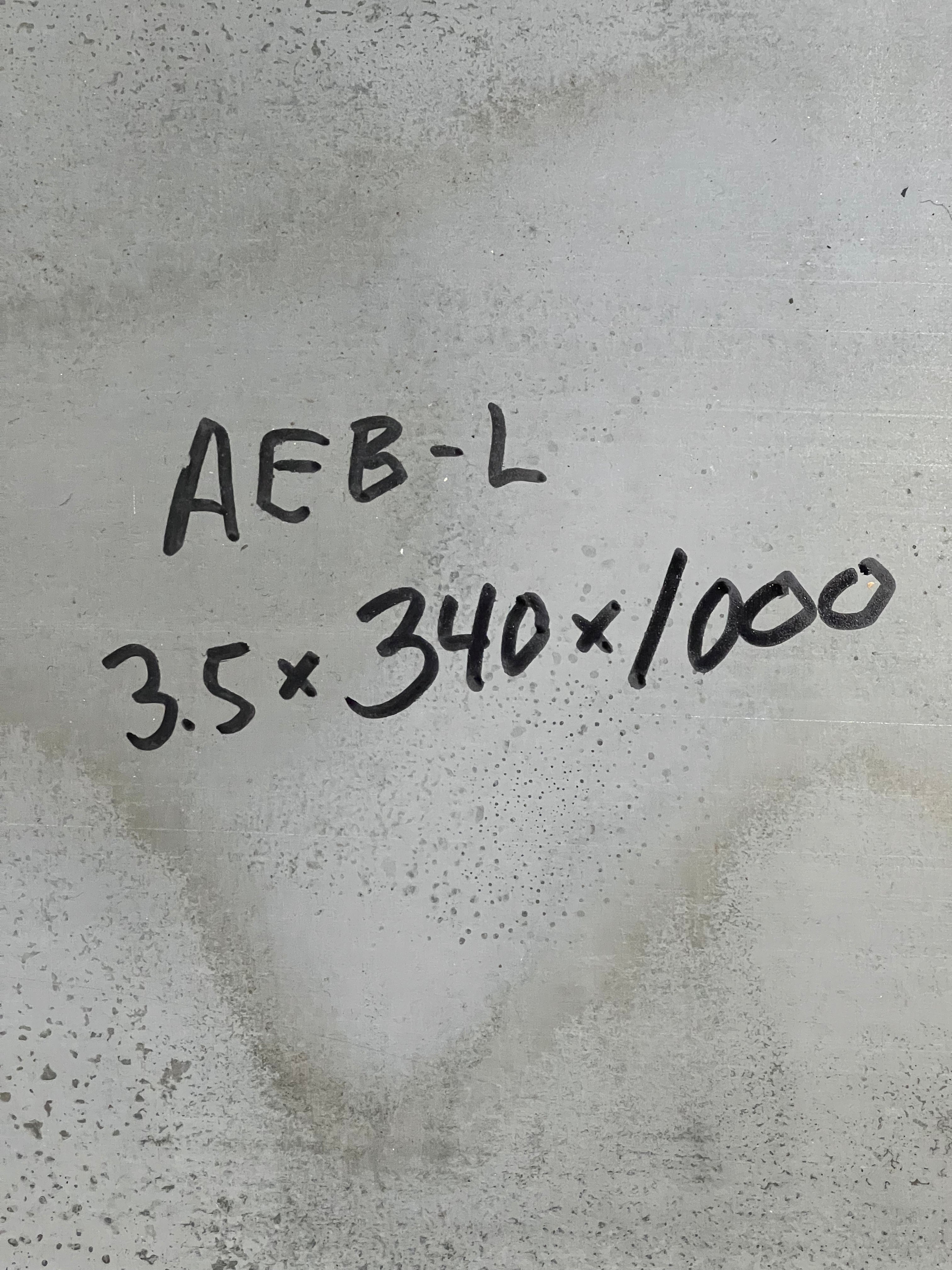 AEB-L Stainless knife steel