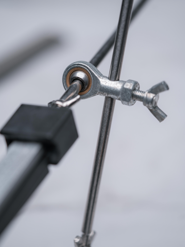 SwiftEdge Cross: Knife sharpening system with adjustable angle and diamond sharpening stones