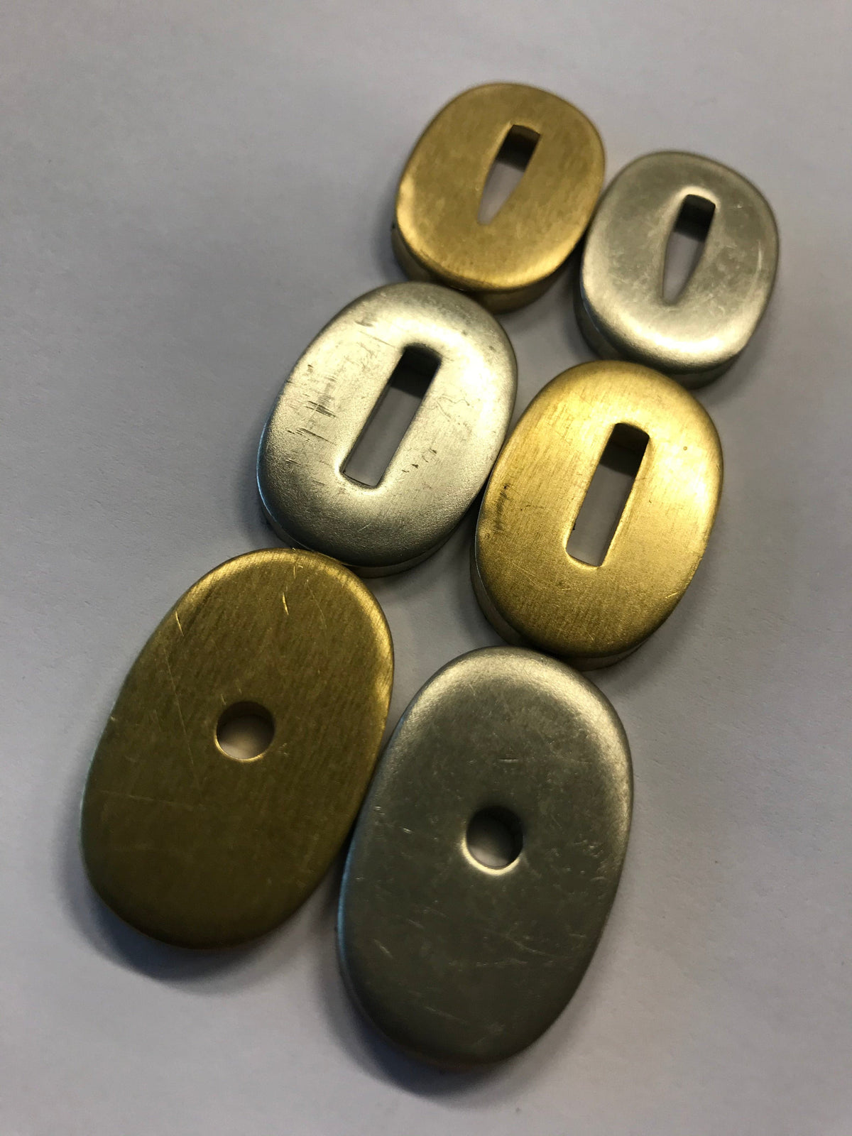 Sockets and end pieces 19x30mm