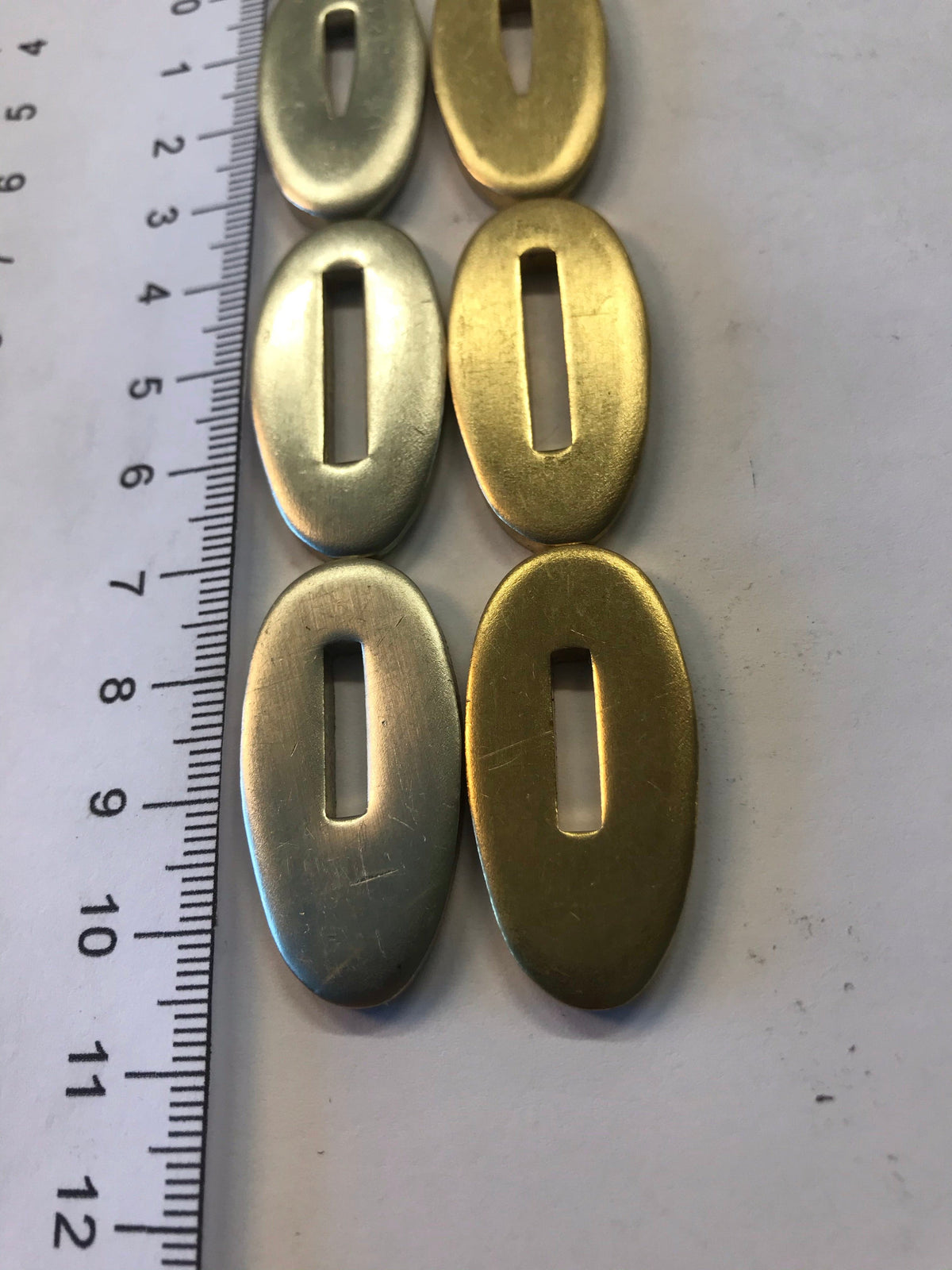 Hollow plates 18x35mm