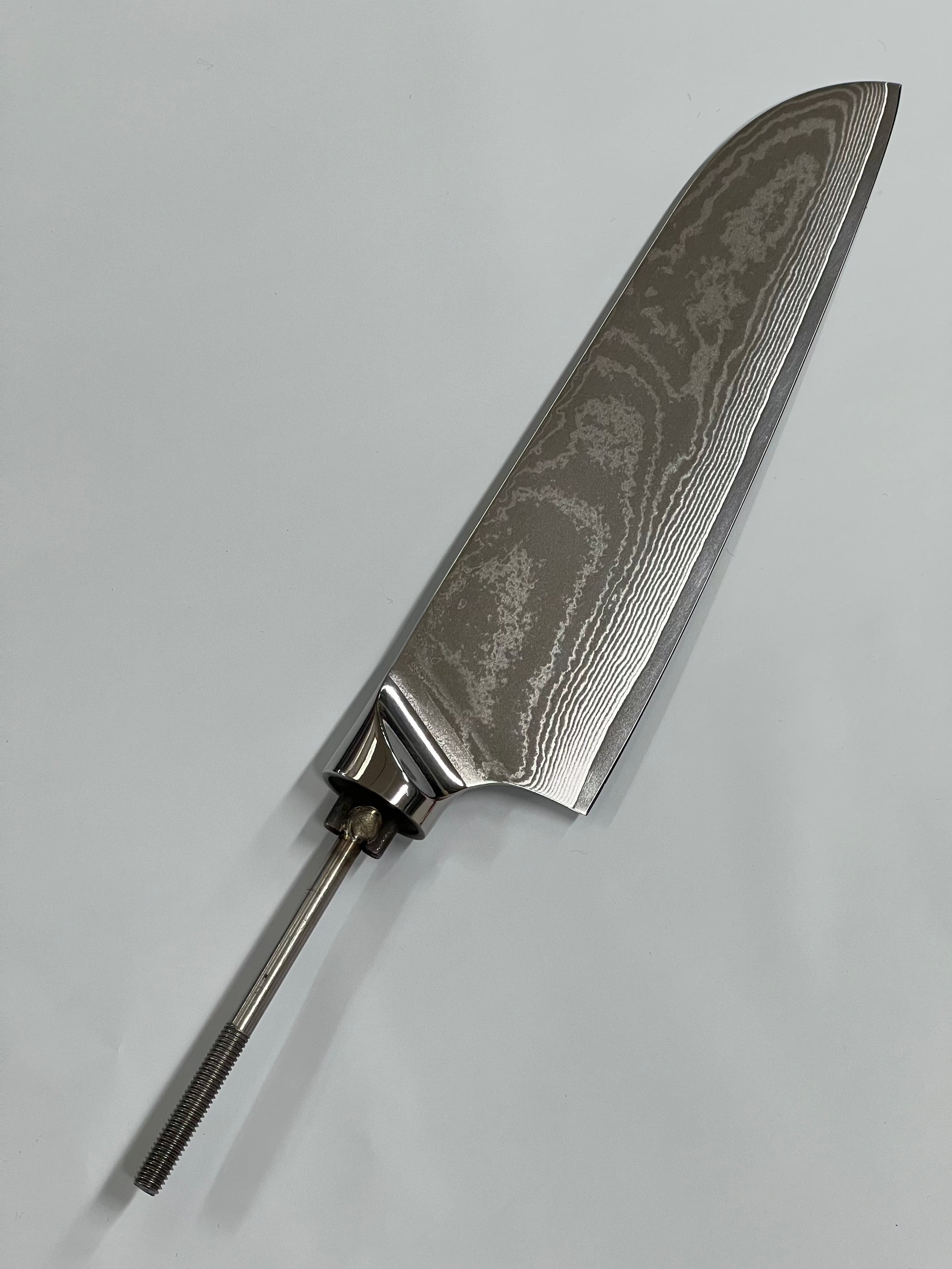Santoku - Stainless Damask Chef's Knife 8" Threaded Tongs