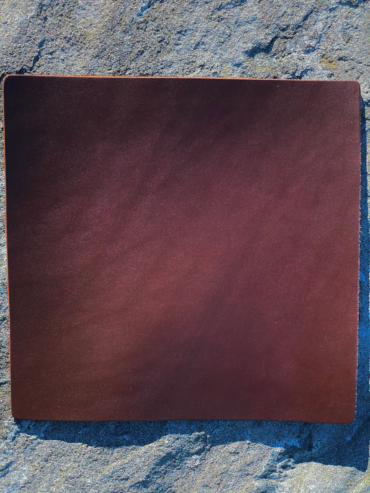 Sheath Leather Finished Dyed 31x31cm