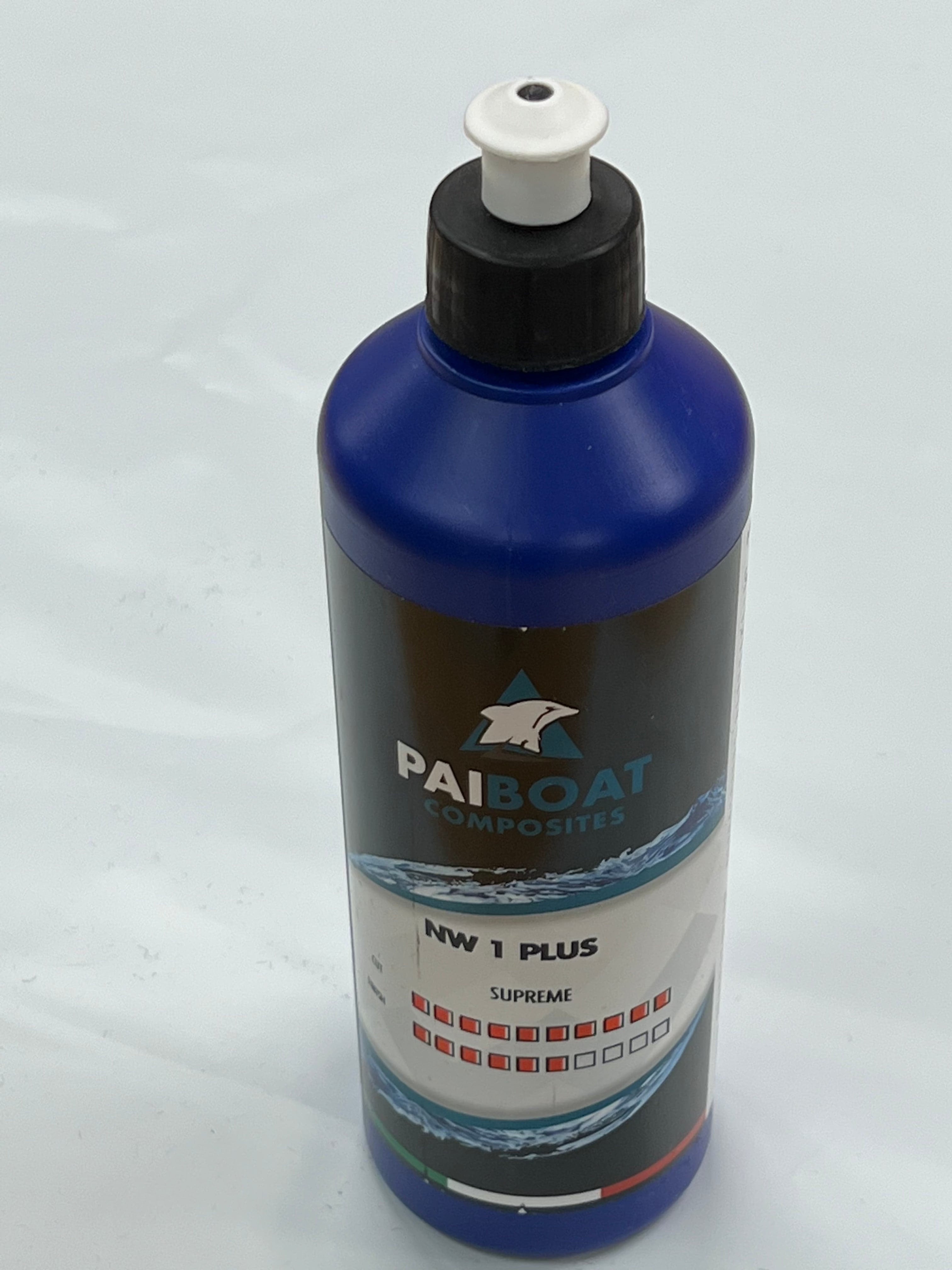 Polish for epoxy, varnish and plastic