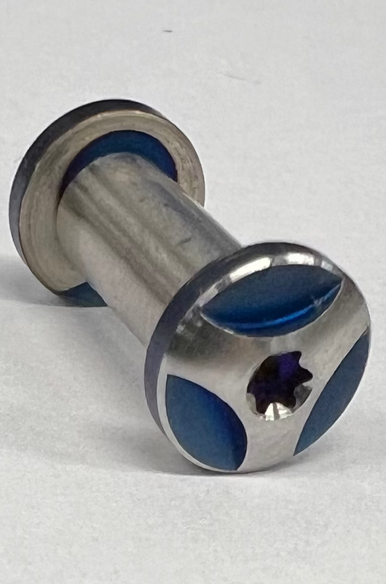 Screw for handle - Milled blue screw