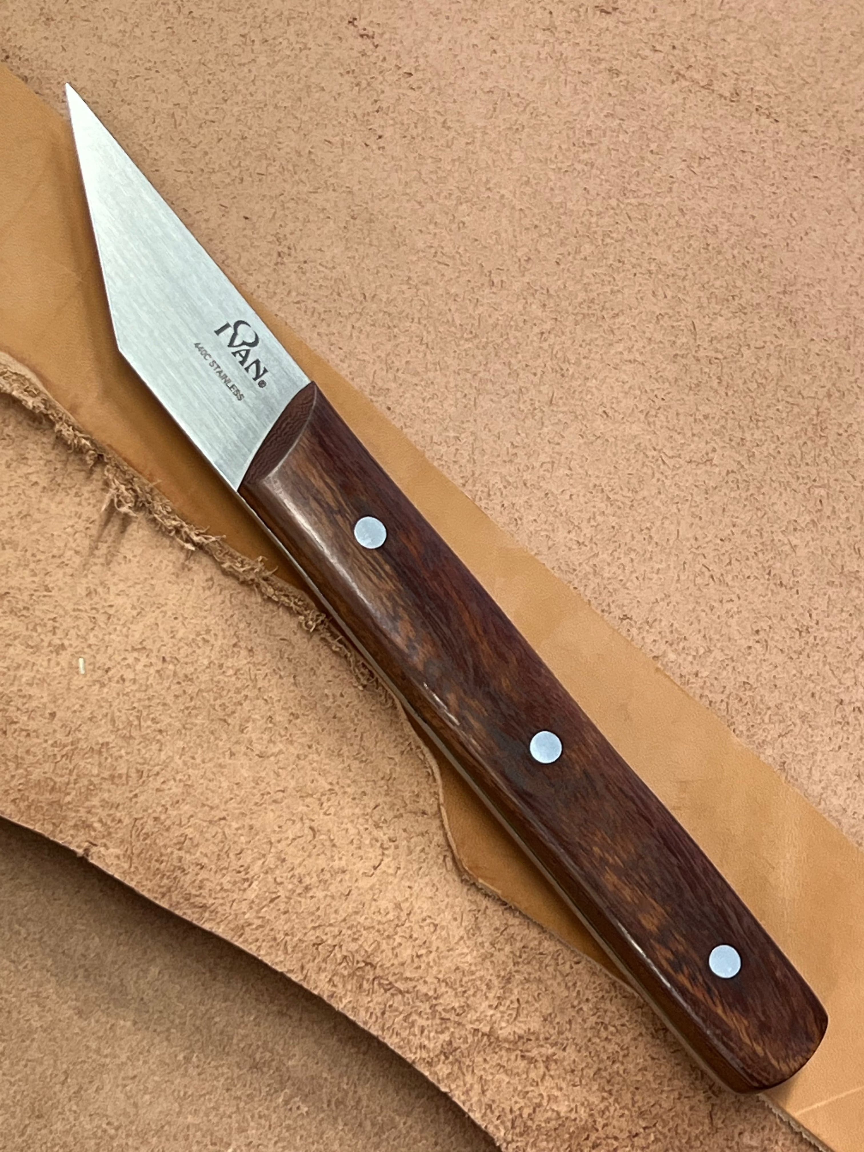 French-style angled leather knife