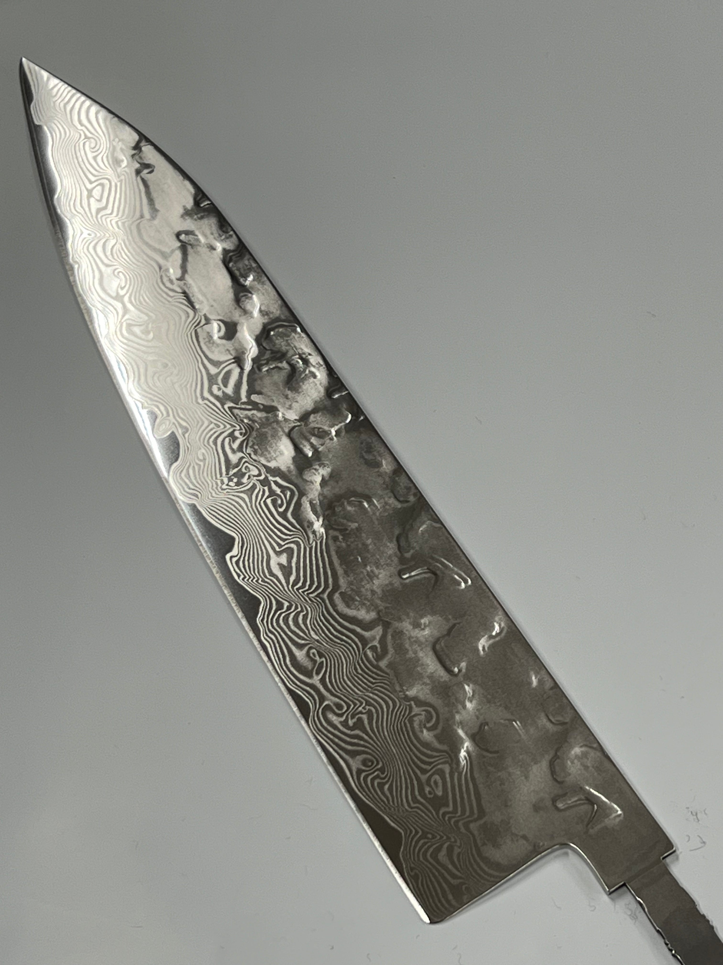 Chef's knife 200 mm VG-10 Polished Brute de forge Damascus