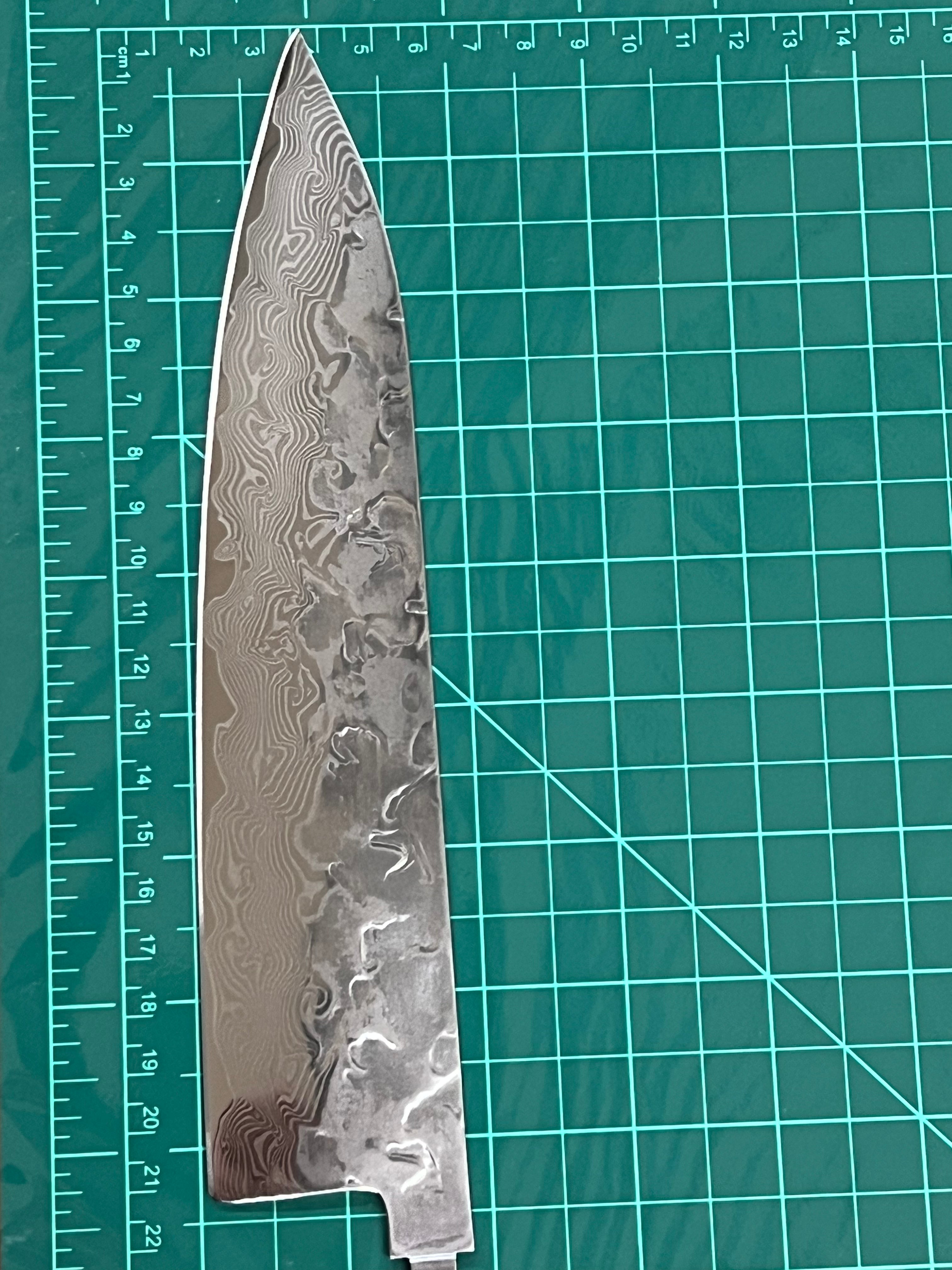Chef's knife 200 mm VG-10 Polished Brute de forge Damascus