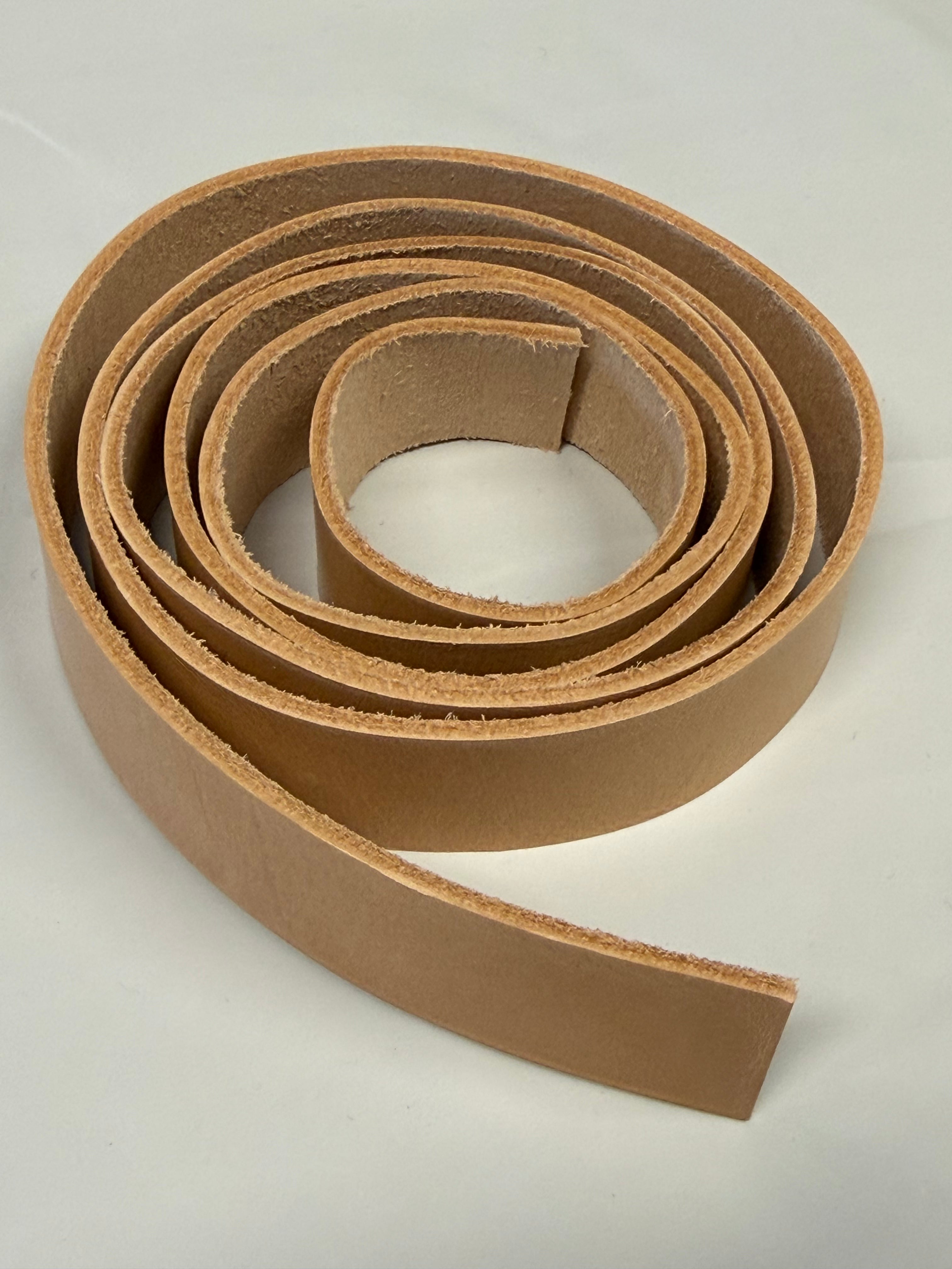 Leather for making knife sheaths: Half-tanned rårand leather, sheath leather and strap/suspension leather