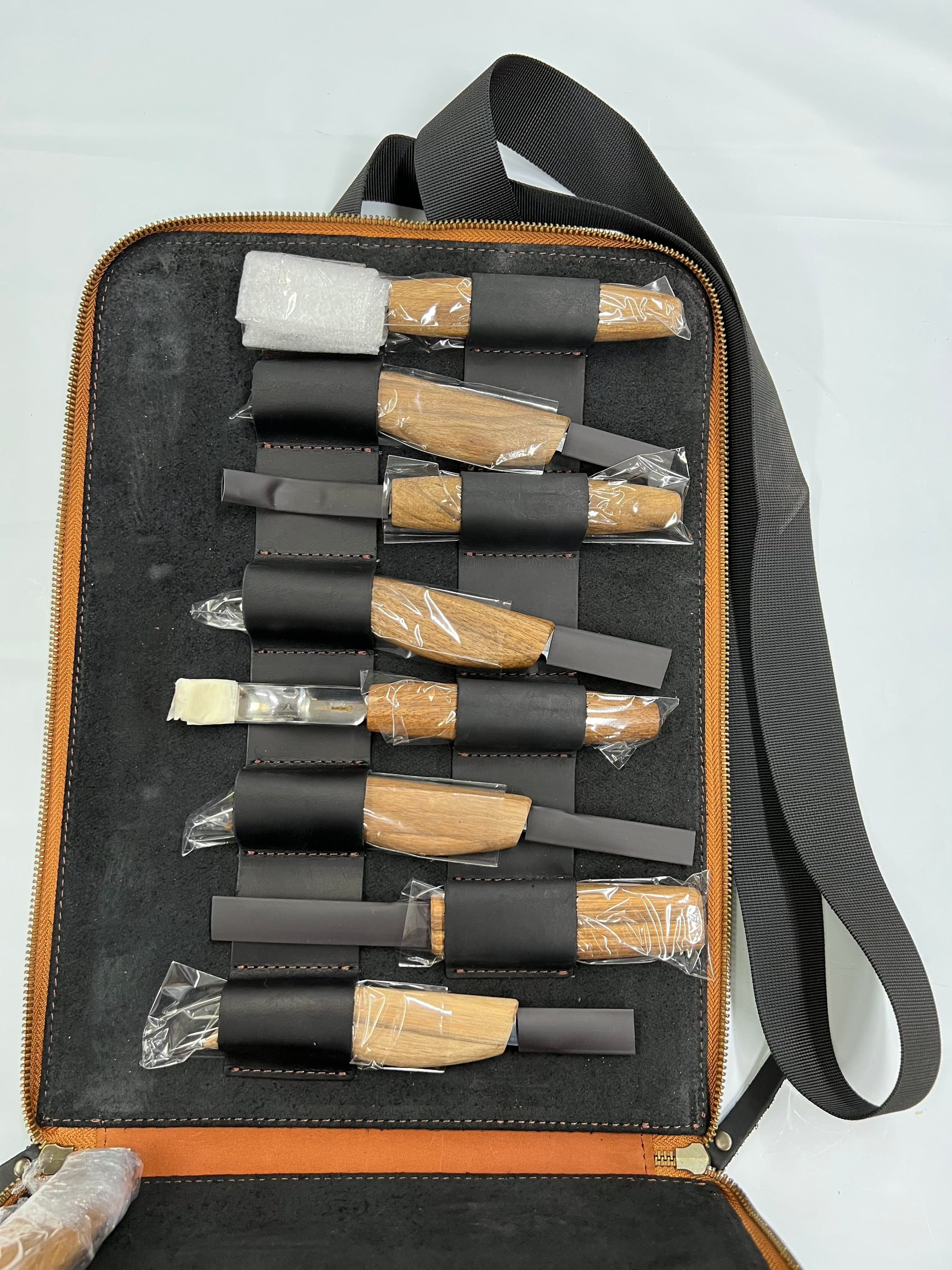 Leather Wood Carving Set in Shoulder Fluid S50X Beaver Craft