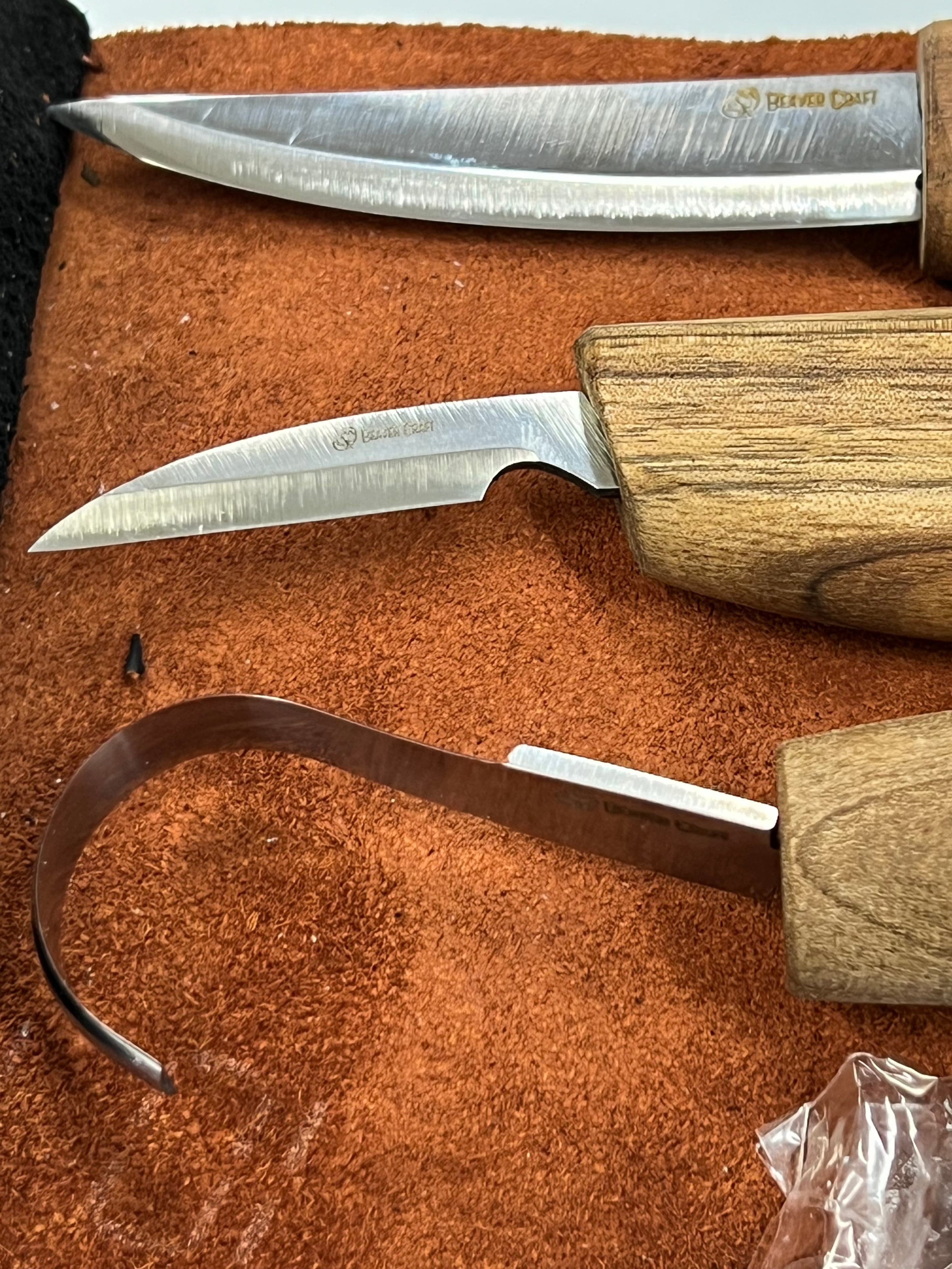 Wood carving set in leather S13X Beaver Craft