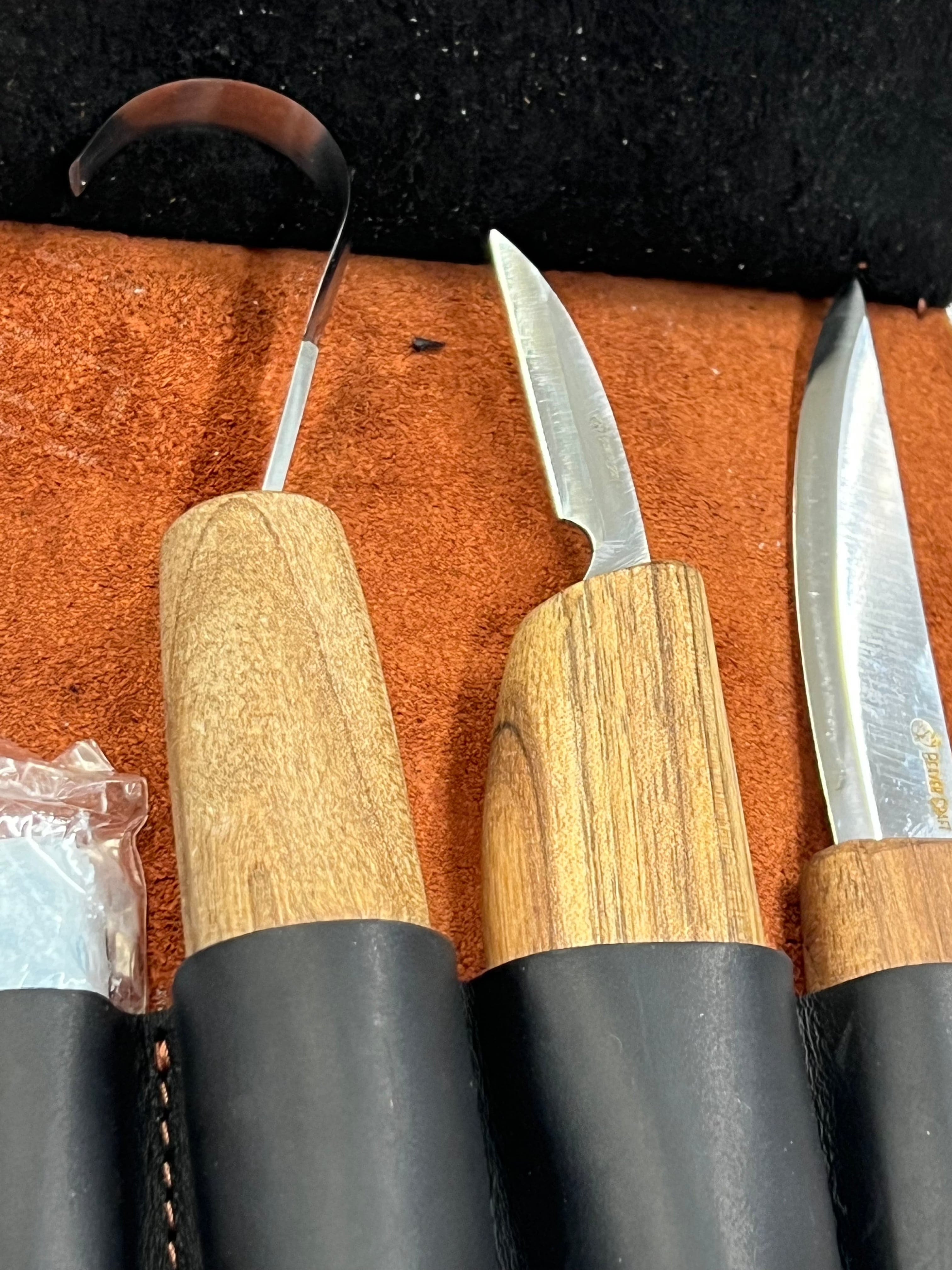 Wood carving set in leather S13X Beaver Craft