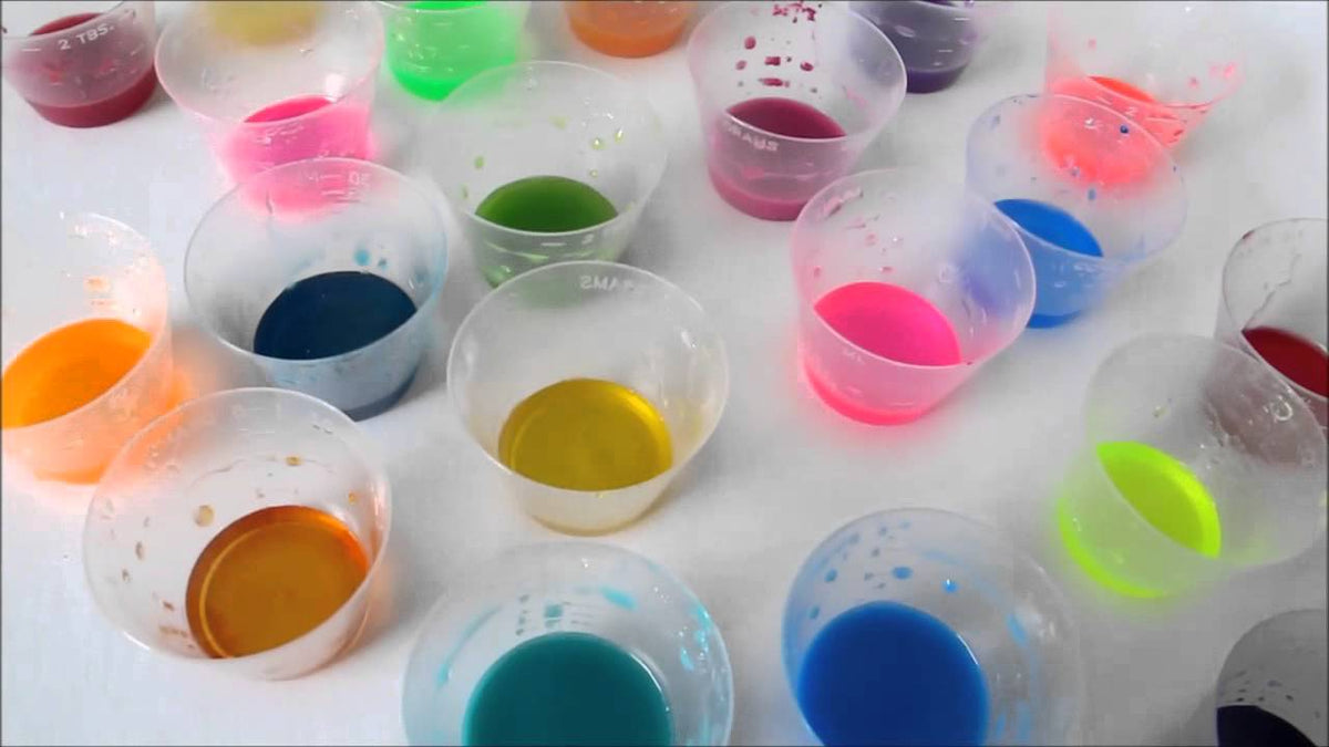 Liquid color for epoxy casting