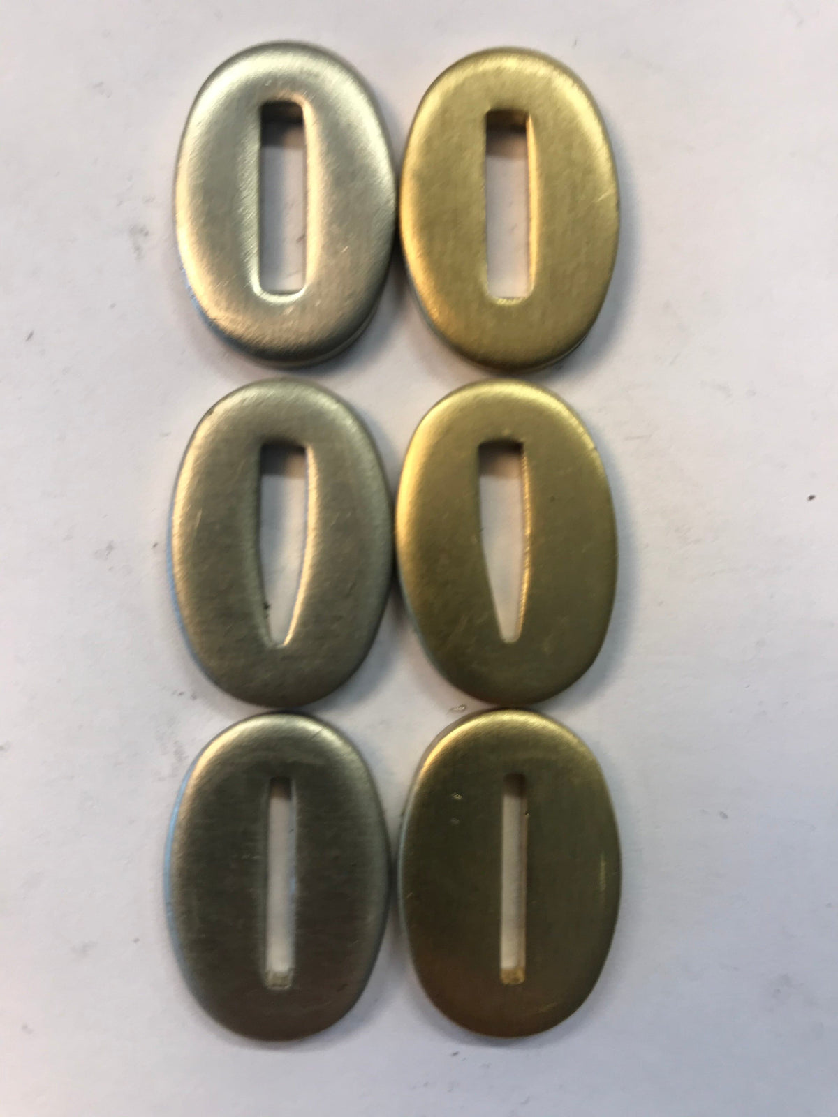 Hollow plates 16x24mm