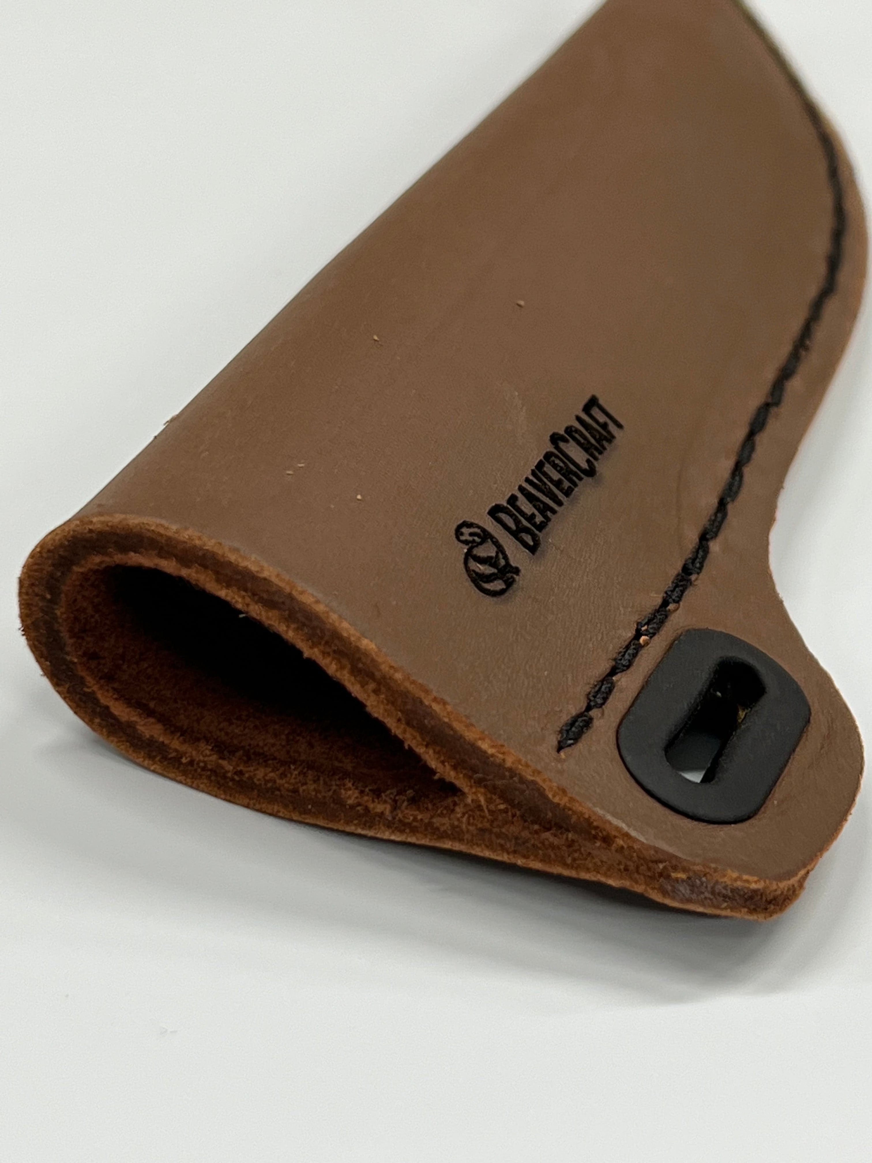 Knife sheath in leather SH1 Beaver Craft